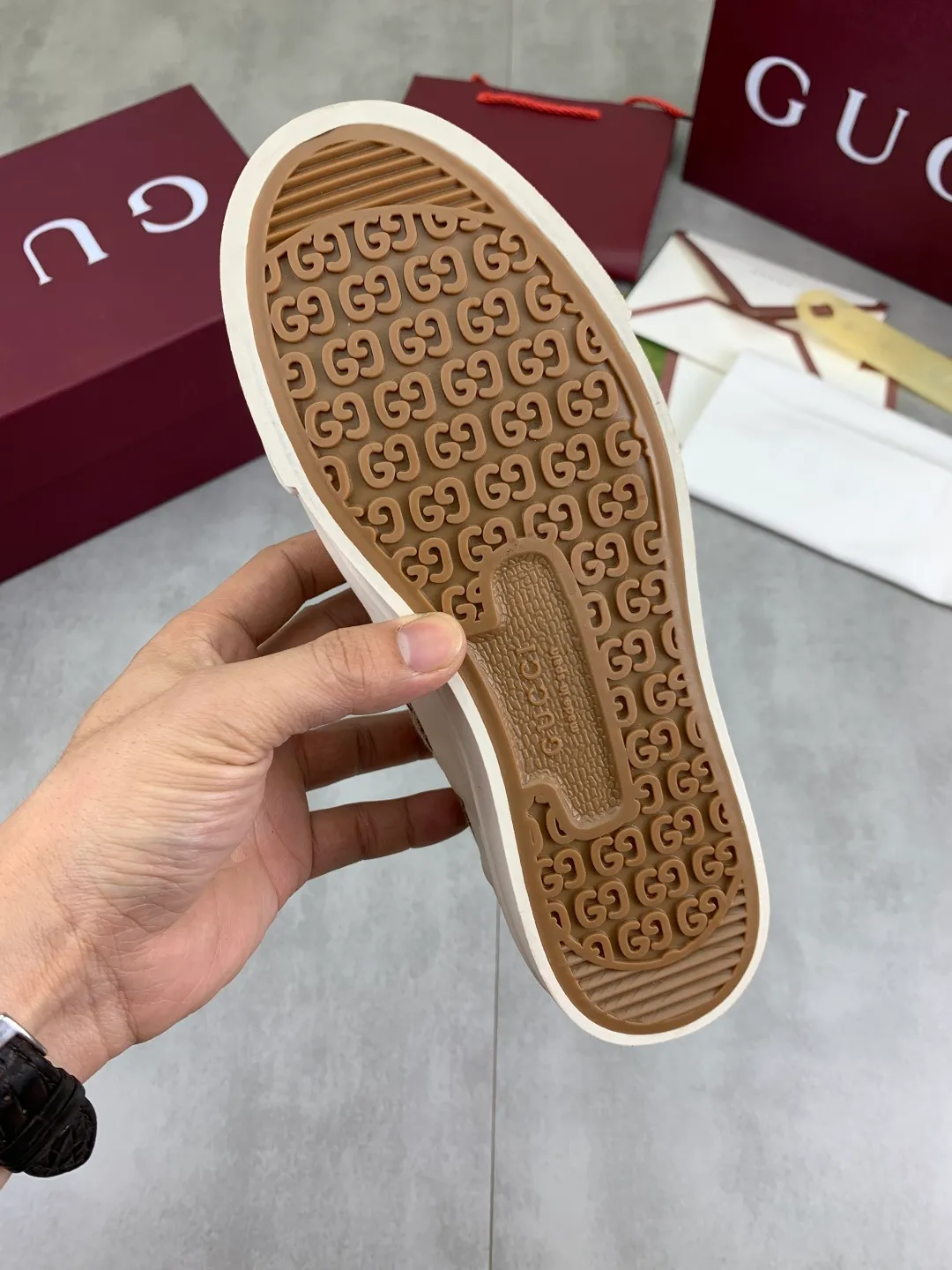 Men's shoes 💰P480 New Gucci thick-soled cloth shoes for women, high-quality version with logo patterned cloth surface, 5mm thick sole, ultra-light shoes, versatile and comfortable.  Fabric: Versatile floral fabric Lining: Versatile canvas Feet: Towel fabric Code number: 35-41 (41 customized) Packaging: Original packaging